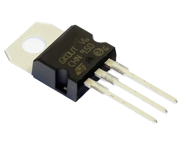 Voltage Regulator L78S15CV + 15V 2A